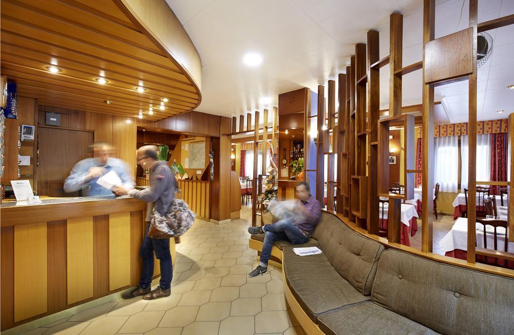 Hotel Univers Ενκάμπ Εξωτερικό φωτογραφία
