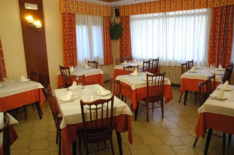 Hotel Univers Ενκάμπ Εξωτερικό φωτογραφία